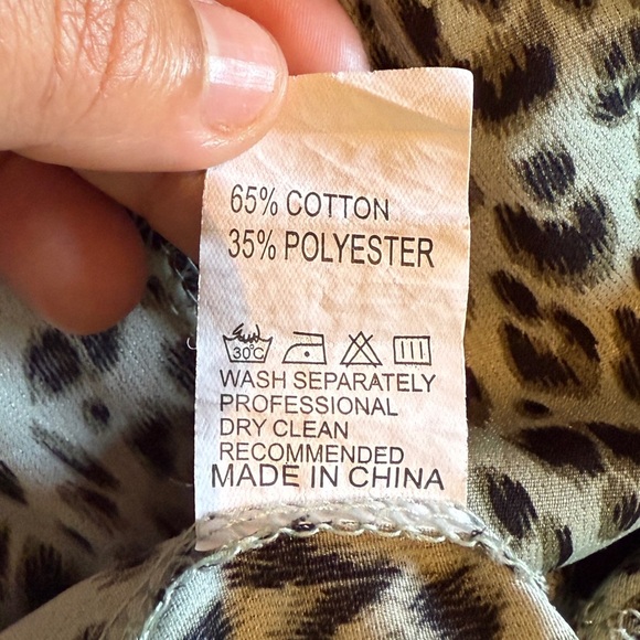 Ecowish Leopard Print Long Sleeve Blouse size L - Picture 4 of 10